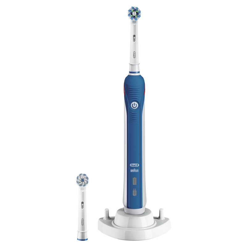 BRAUN Oral-B Pro 2 2700 CrossAction spazzolino elettrico Braun ricaricabile rete